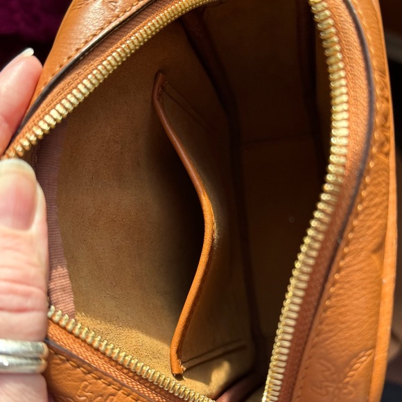 MCM Leather Klassik Crossbody Bag Brown Roasted Pecan with Dust Bag + Gift Bag - Picture 5 of 16